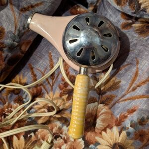 Vintage Chic Hair Dryer Retro 1950s Chic Electric Product + Morris Struhl Pink